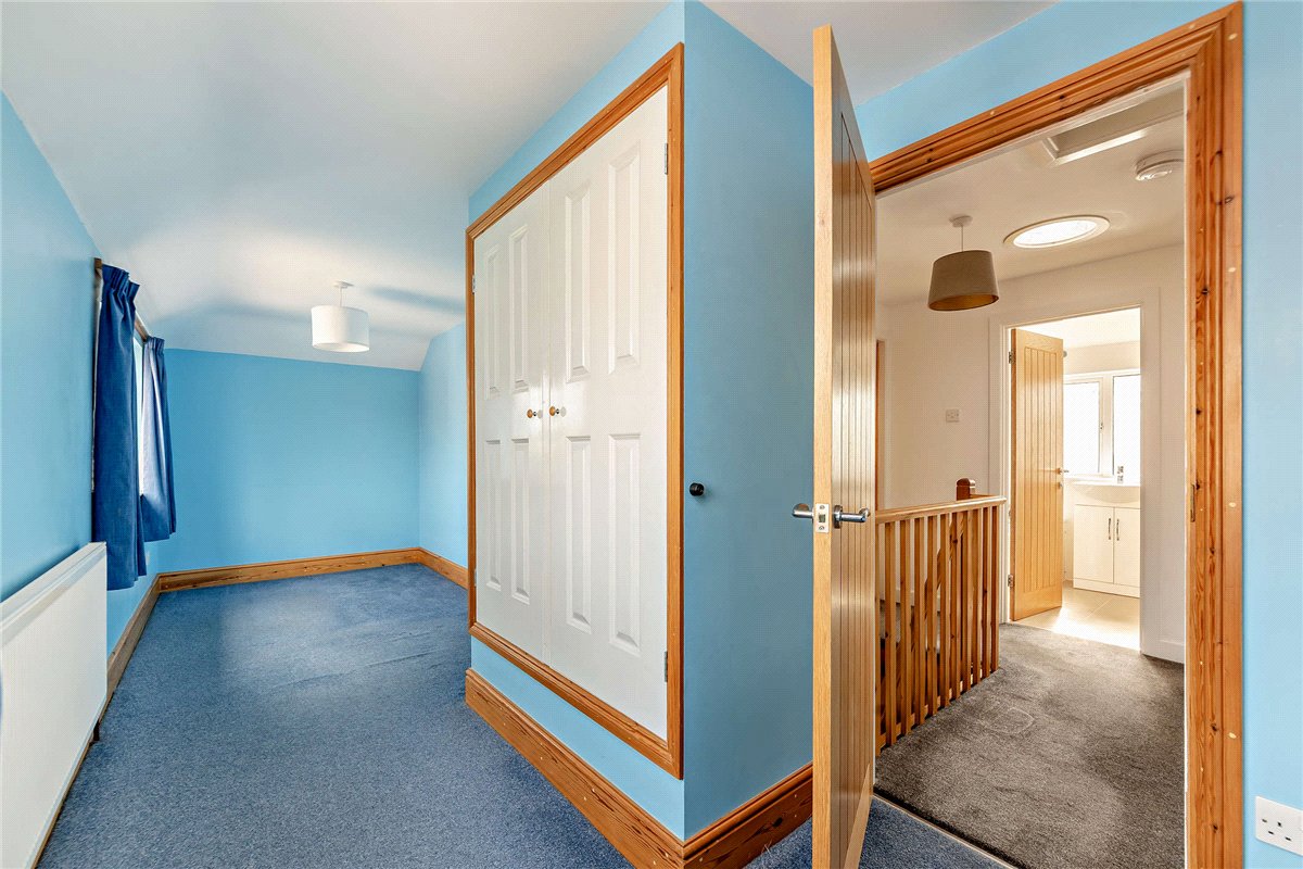 4 bedroom house, Sagecroft Road, Thatcham RG18 - Sold STC