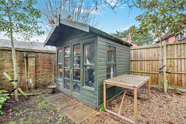 4 bedroom house, George Street, Kingsclere RG20 - Available