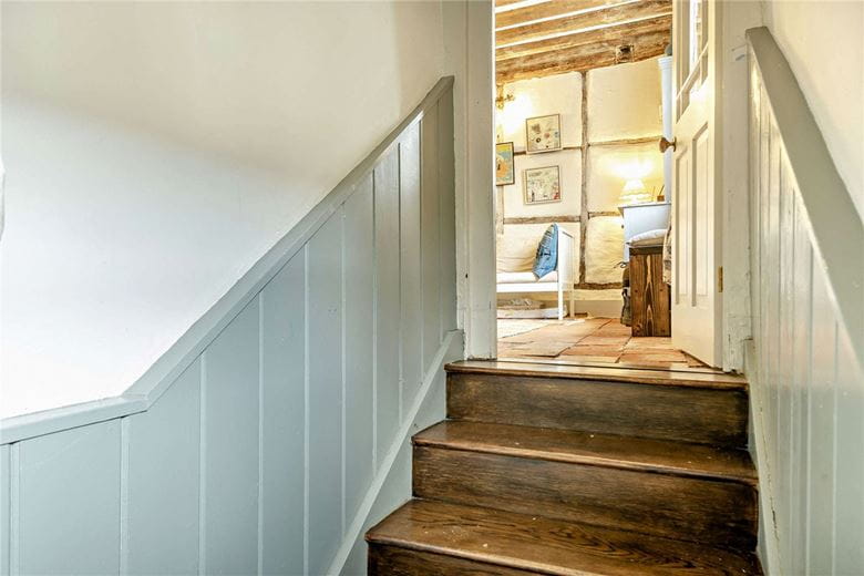 4 bedroom house, George Street, Kingsclere RG20 - Available