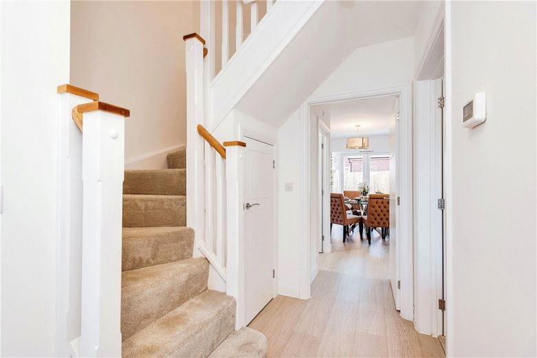 4 bedroom house, Princess Gardens, Bishops Green RG20 - Available