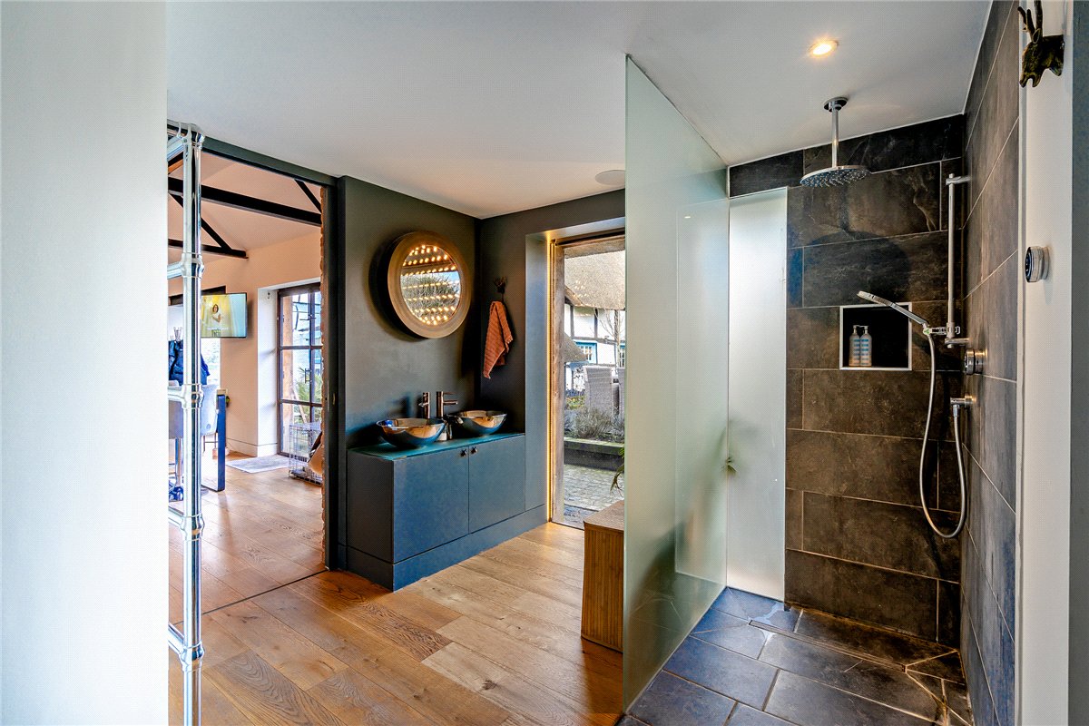 4 bedroom house, Lower Green, Inkpen RG17 - Available