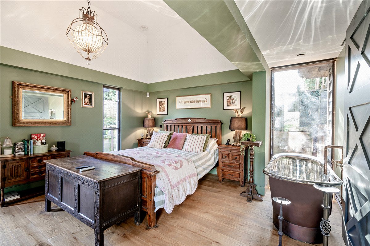 4 bedroom house, Lower Green, Inkpen RG17 - Available