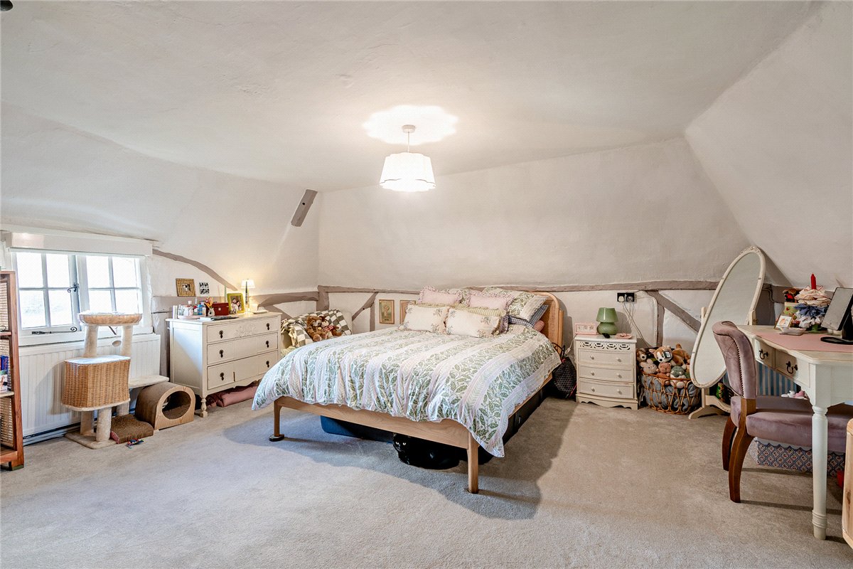 4 bedroom house, Lower Green, Inkpen RG17 - Available