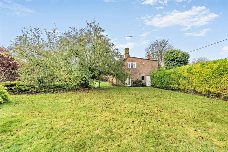 5 bedroom cottage, Upper Lambourn, Hungerford RG17 - Available