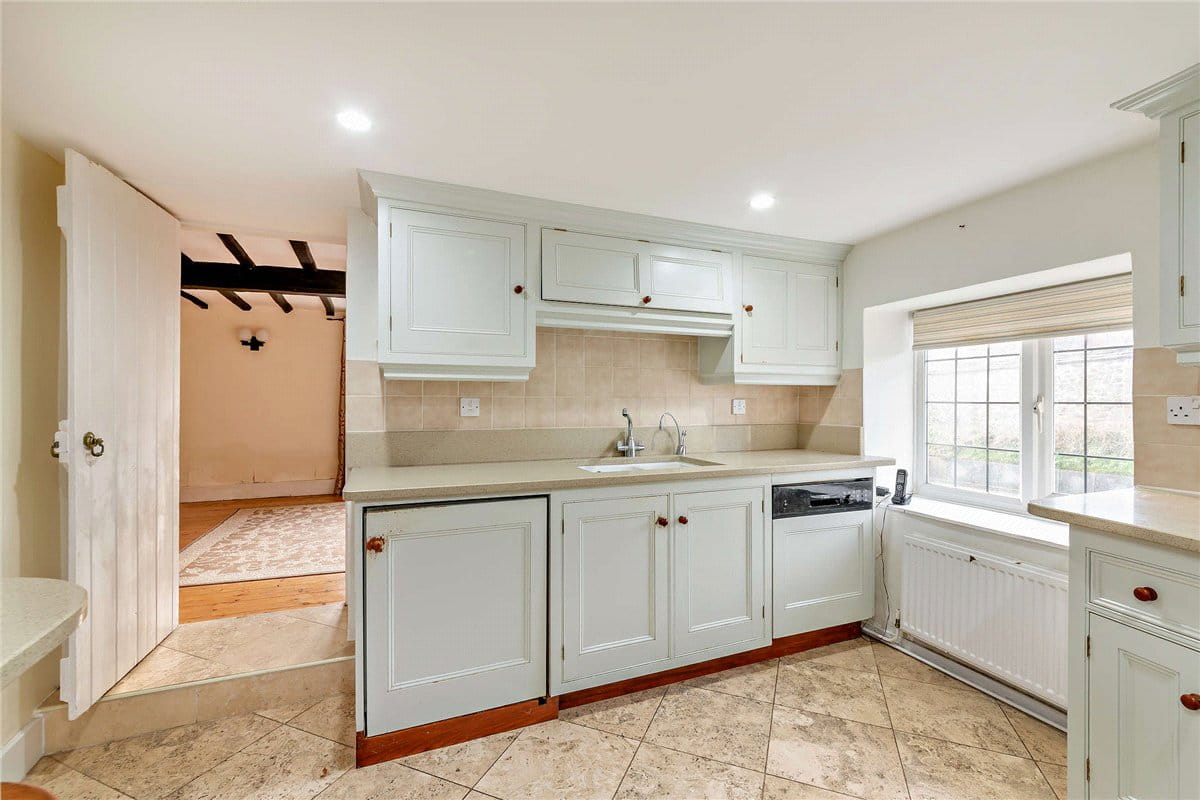 5 bedroom cottage, Upper Lambourn, Hungerford RG17 - Available