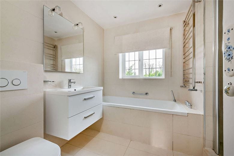 5 bedroom cottage, Upper Lambourn, Hungerford RG17 - Available