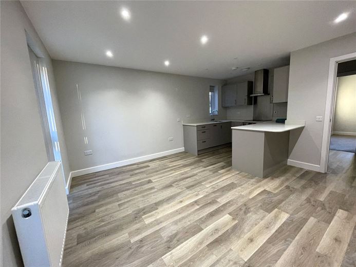 1 bedroom flat, Steel Close, Newtown Road RG14 - Sold STC