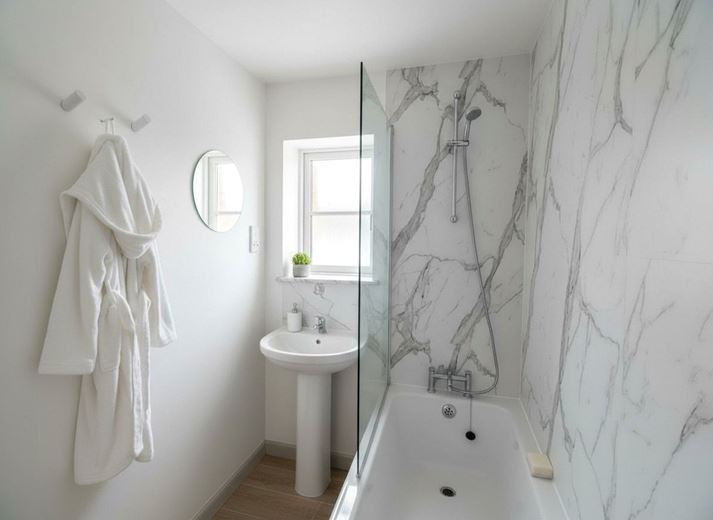 3 bedroom cottage, Enborne Street, Enborne RG14 - Sold STC