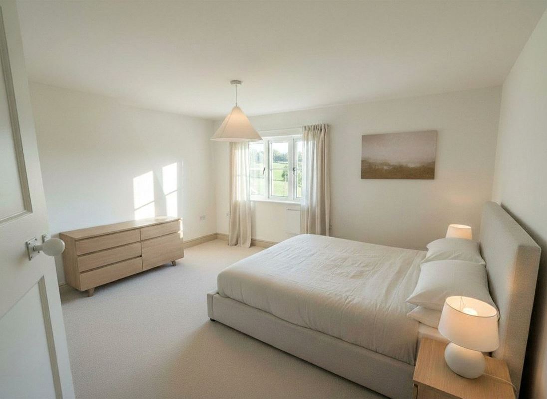 3 bedroom cottage, Enborne Street, Enborne RG14 - Sold STC