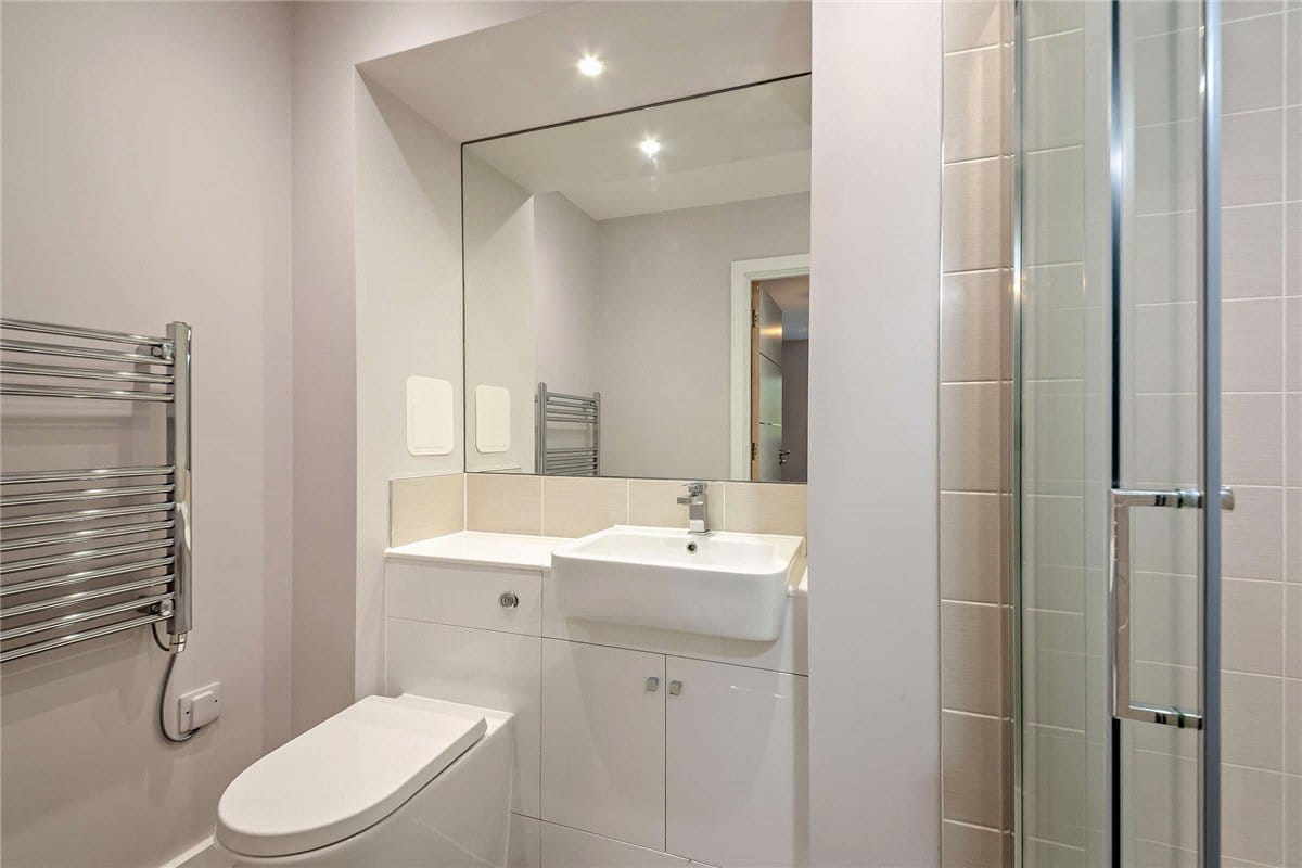 2 bedroom flat, St Marys Road, Newbury RG14 - Available