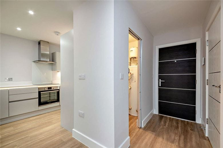 2 bedroom flat, St Marys Road, Newbury RG14 - Available