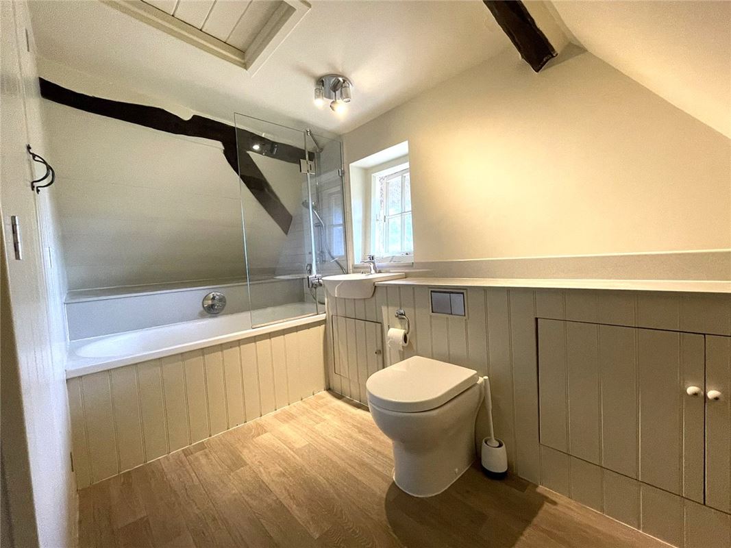 2 bedroom house, Highclere Street, Highclere RG20 - Let Agreed