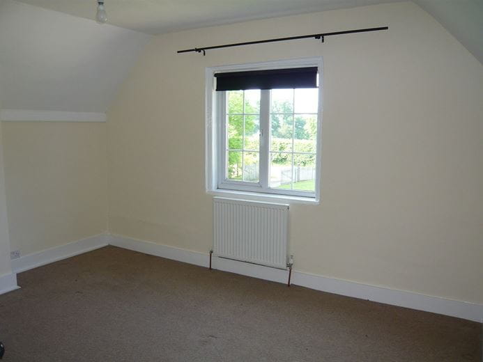 3 bedroom cottage, Marlston Hermitage, Thatcham RG18 - Available