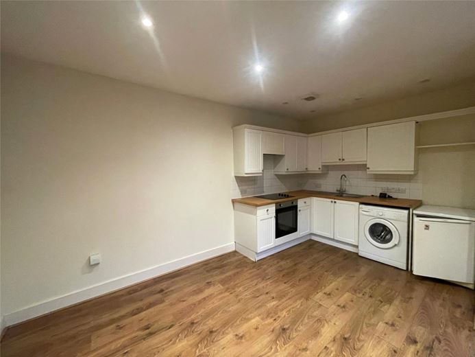 1 bedroom , West Woodhay, Newbury RG20 - Available