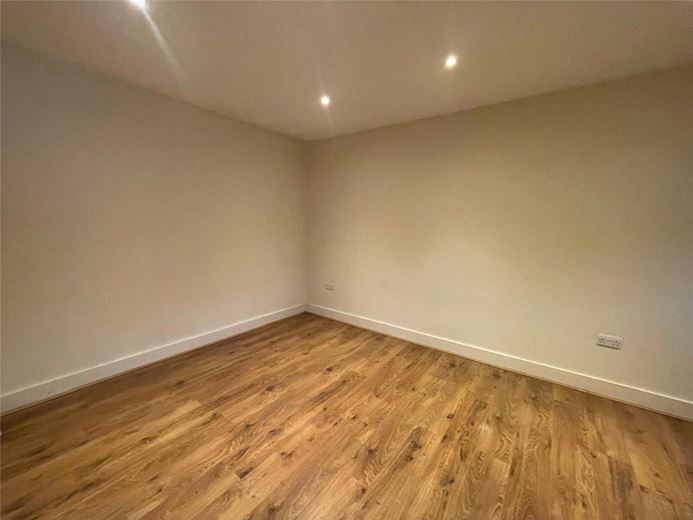 1 bedroom , West Woodhay, Newbury RG20 - Available