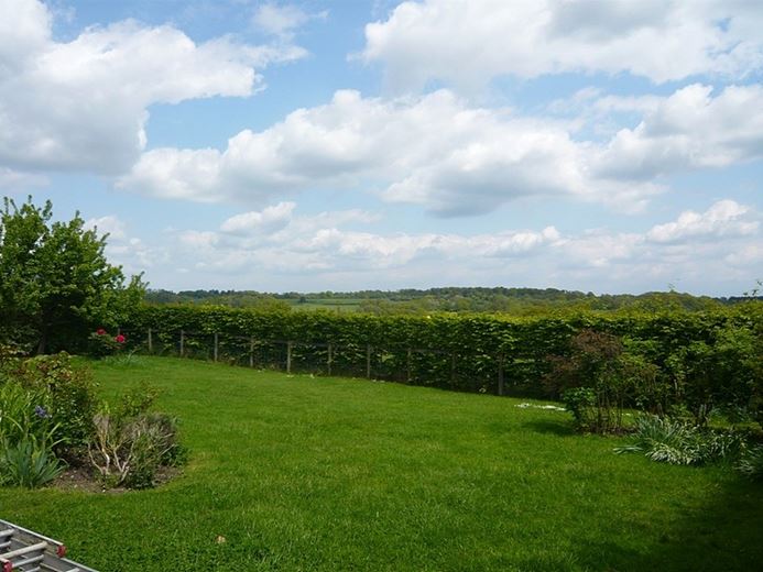 4 bedroom house, Elcot, Kintbury RG20 - Available