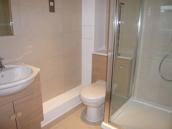 2 bedroom flat, Park Way, Newbury RG14 - Let Agreed