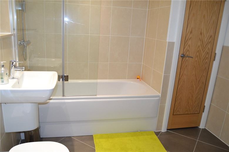 1 bedroom flat, Racecourse Road, Newbury RG14