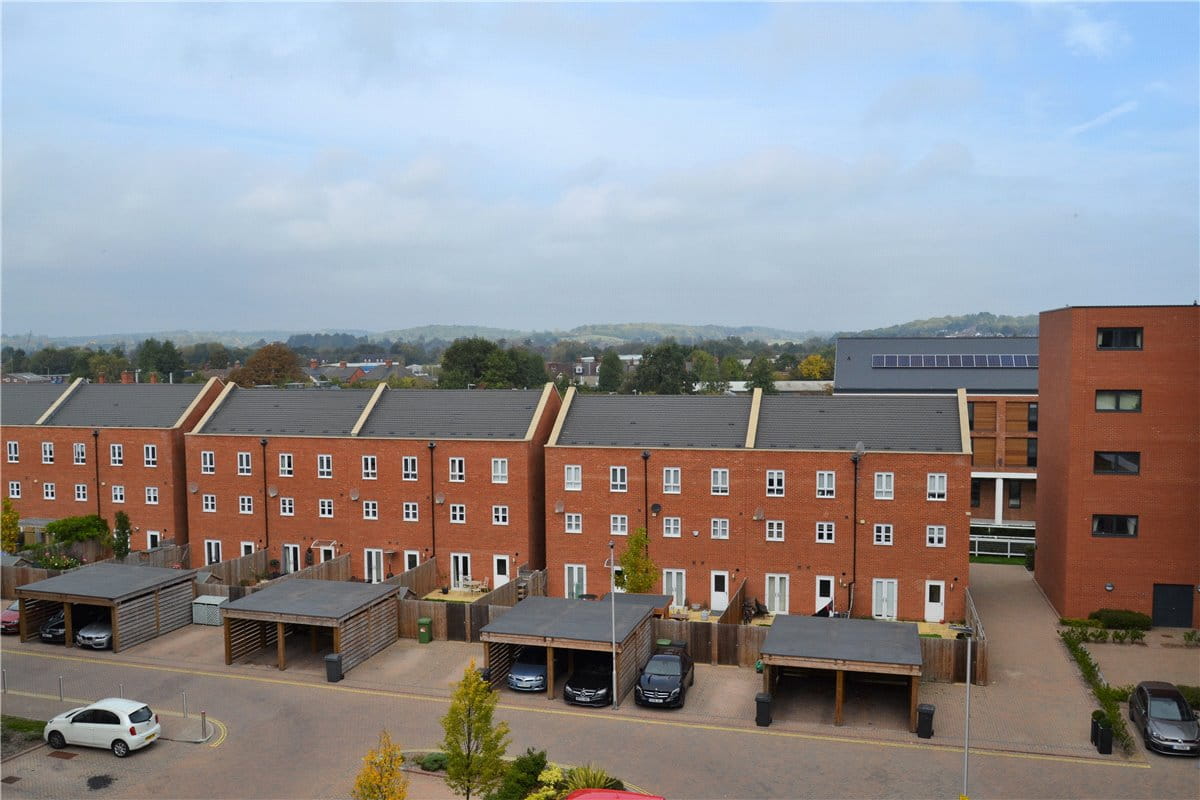 1 bedroom flat, Racecourse Road, Newbury RG14