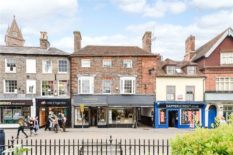 2 bedroom flat, Newbury, Berkshire RG14 - Available