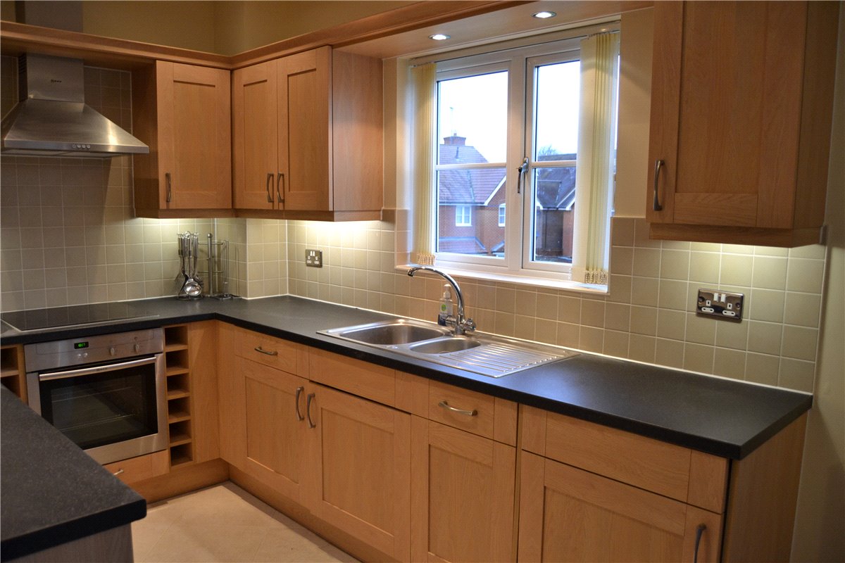 2 bedroom flat, Hermitage, Thatcham RG18 - Let Agreed