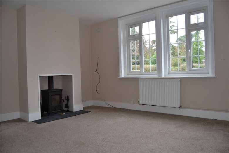 3 bedroom house, Brimpton Road, Brimpton RG7 - Let Agreed