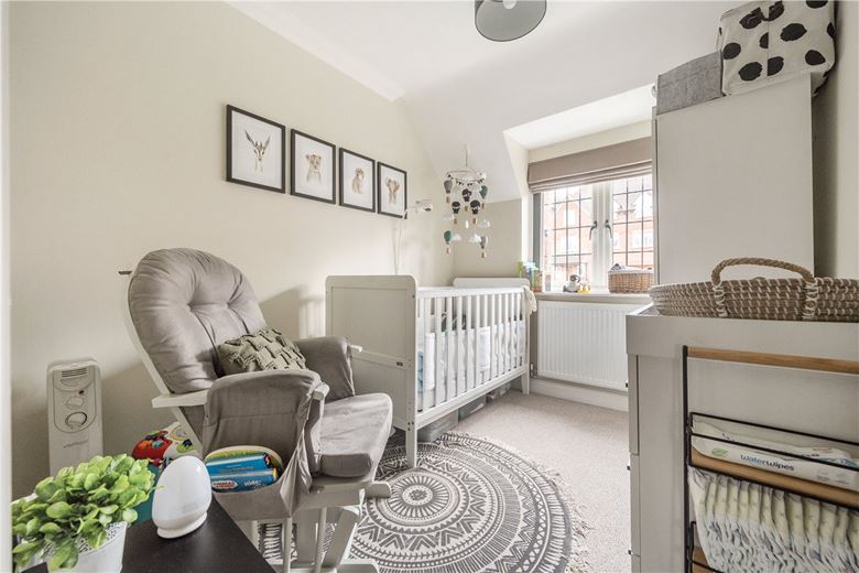 3 bedroom house, Woolhampton, Reading RG7 - Let Agreed