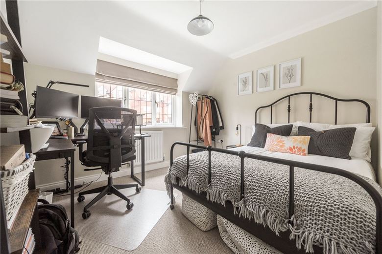 3 bedroom house, Woolhampton, Reading RG7 - Let Agreed