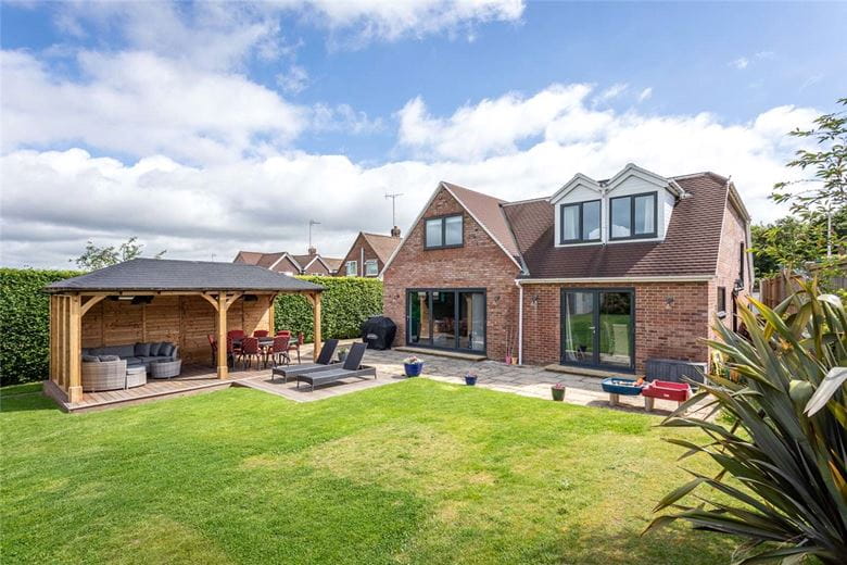 5 bedroom house, Newbury, Berkshire RG14 - Let Agreed