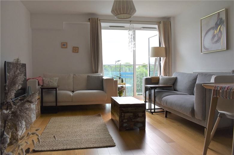 2 bedroom flat, Park Way, Newbury RG14