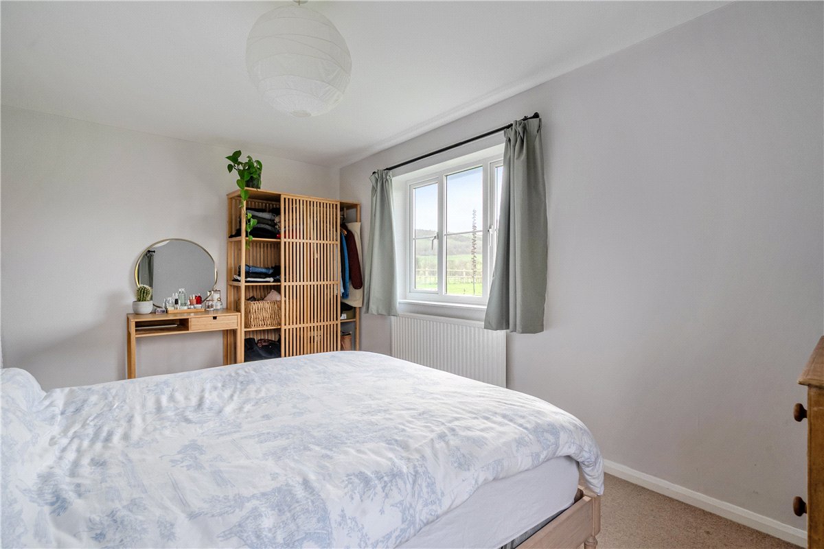 3 bedroom bungalow, Combe, Hungerford RG17 - Let Agreed