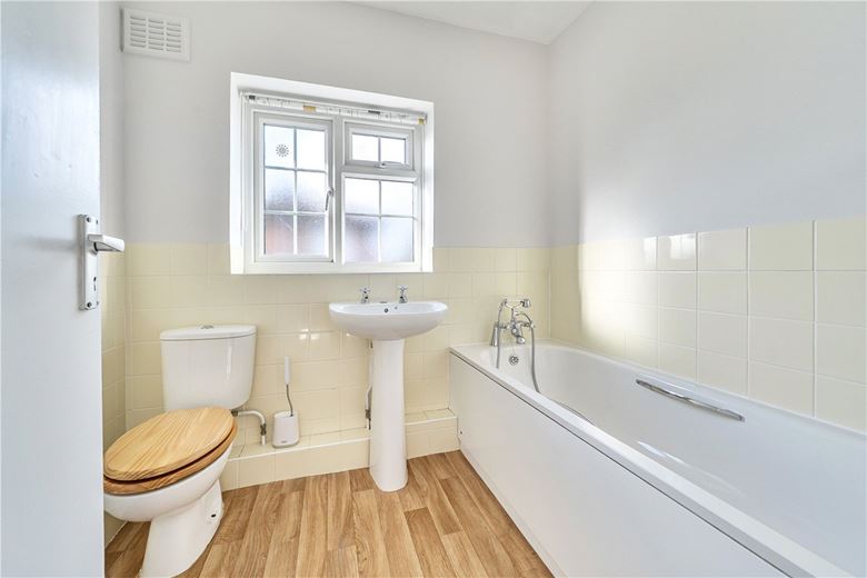 3 bedroom house, Upper Green, Inkpen RG17 - Let Agreed