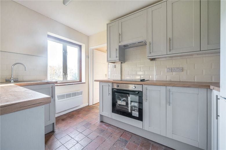 3 bedroom house, Winterbourne, Newbury RG20 - Available