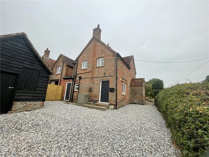 3 bedroom house, Aldermaston, Reading RG7 - Let Agreed