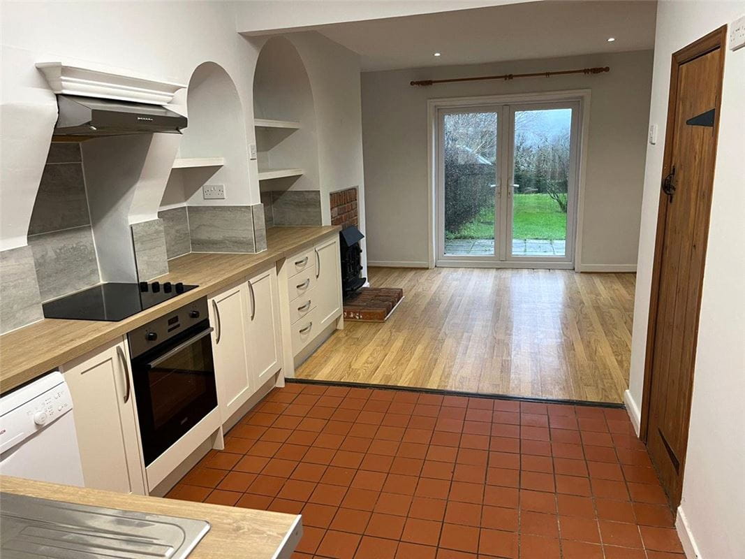 4 bedroom house, Sydmonton, Burghclere RG20 - Available