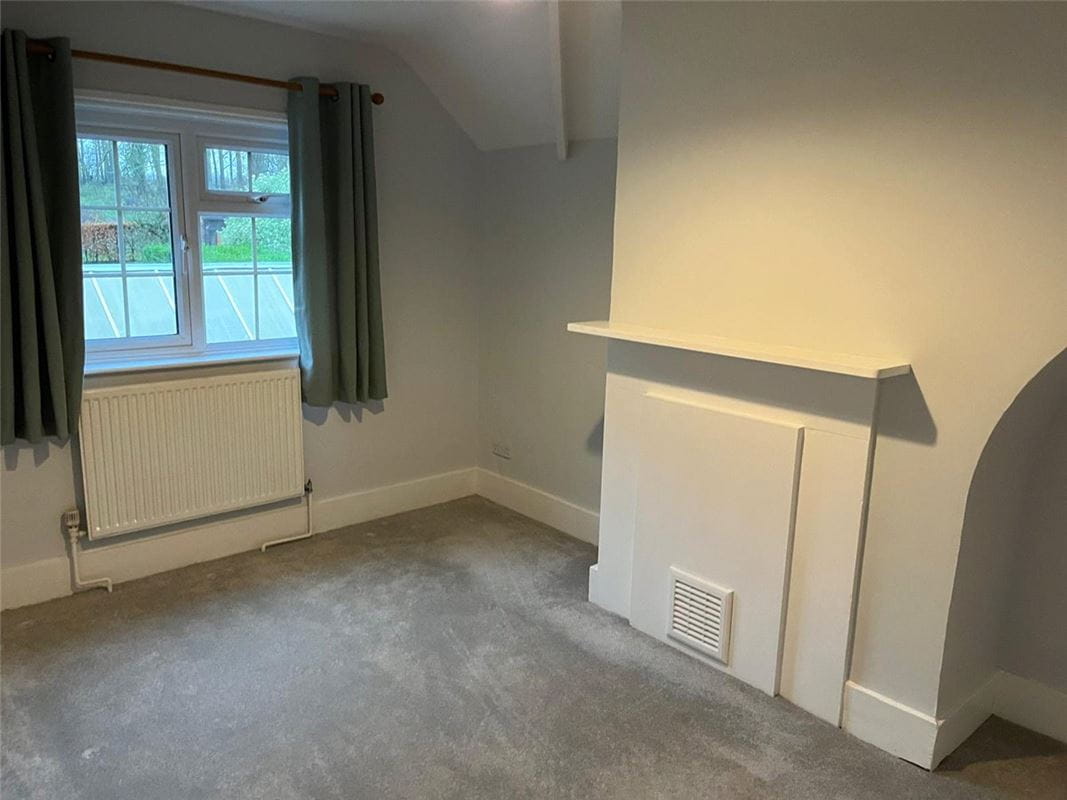 4 bedroom house, Sydmonton, Burghclere RG20 - Available