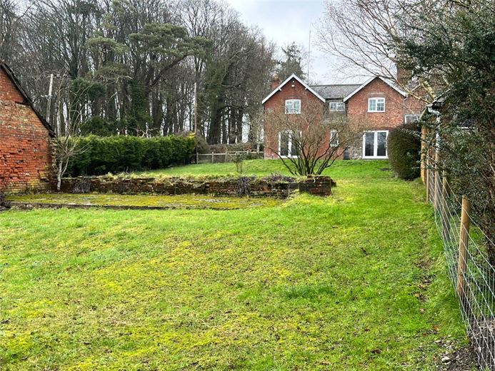 4 bedroom house, Sydmonton, Burghclere RG20 - Available