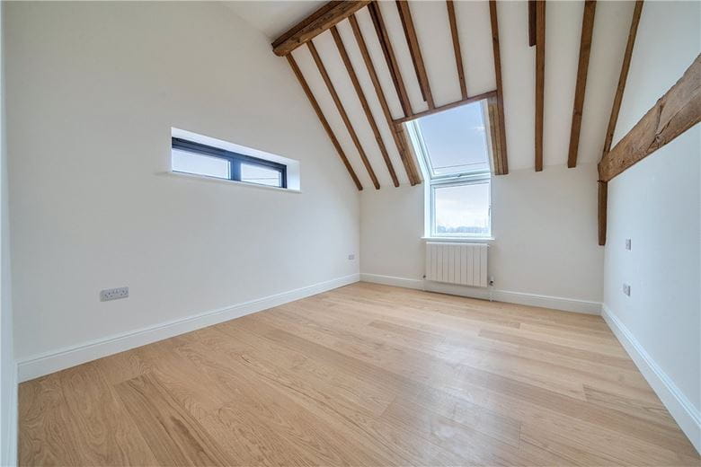 3 bedroom house, Enborne Street, Enborne RG20 - Available