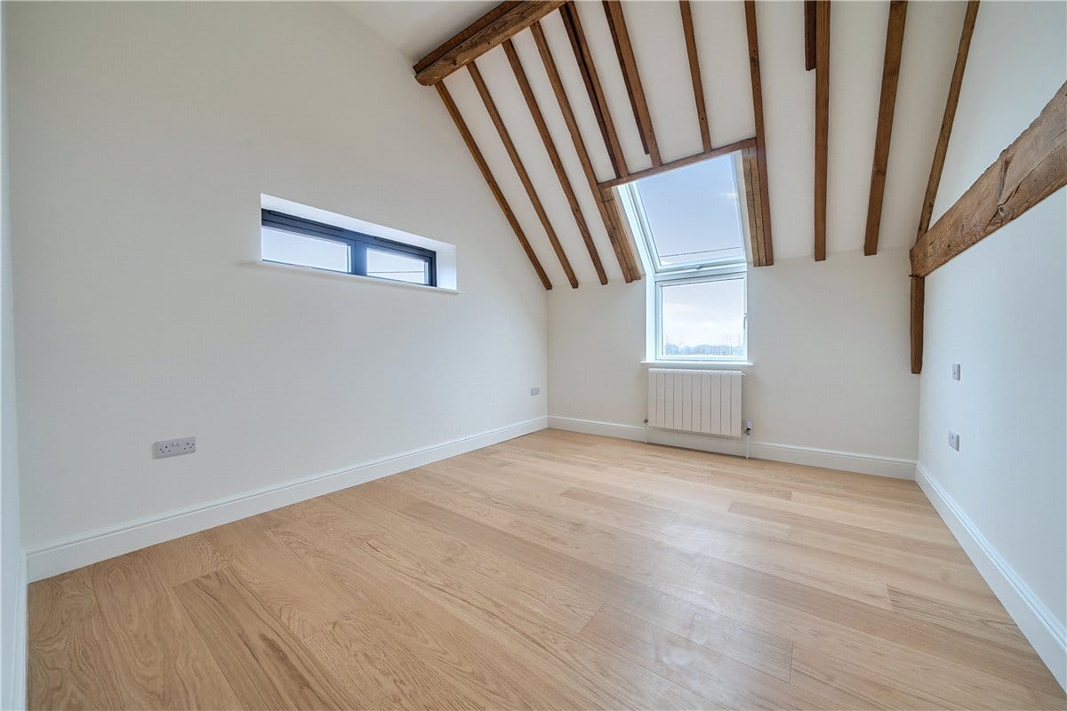 3 bedroom house, Enborne Street, Enborne RG20 - Available