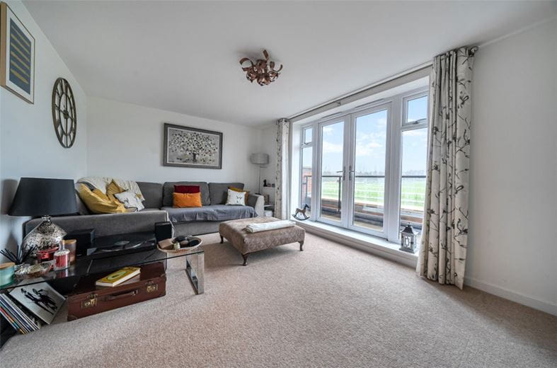 3 bedroom house, Newbury, Berkshire RG14 - Let Agreed