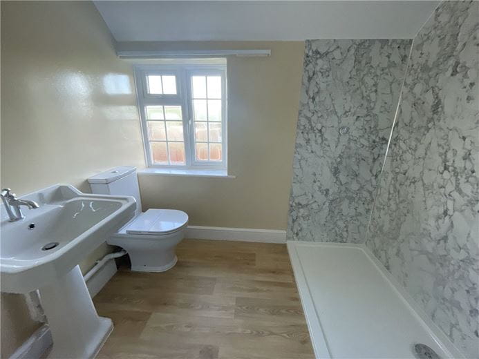 2 bedroom house, Lower Woodcott, Whitchurch RG28 - Available