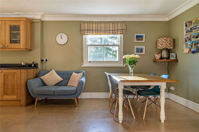 6 bedroom house, Cat Street, East Hendred OX12 - Available