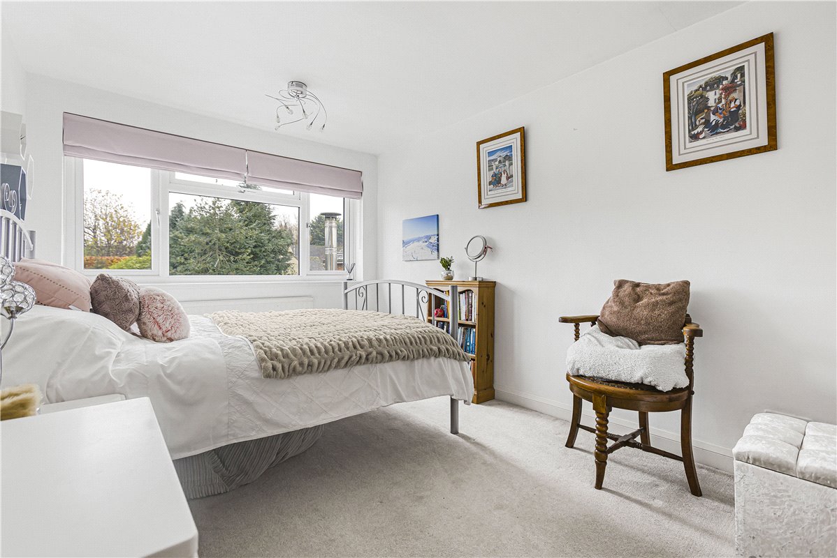 4 bedroom house, Bellamy Close, Southmoor OX13 - Sold