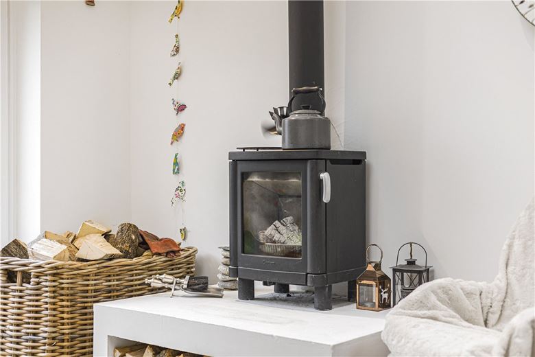 4 bedroom house, Bellamy Close, Southmoor OX13 - Sold