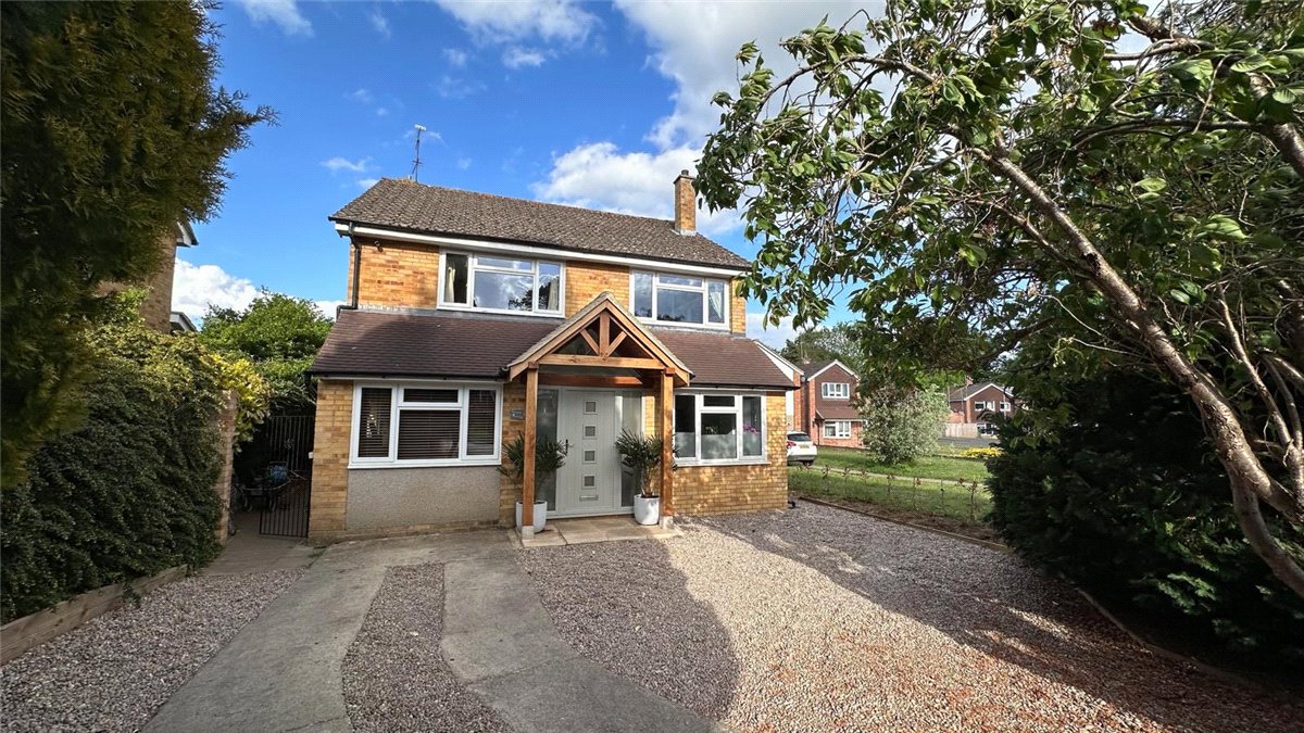 4 bedroom house, Bellamy Close, Southmoor OX13 - Sold