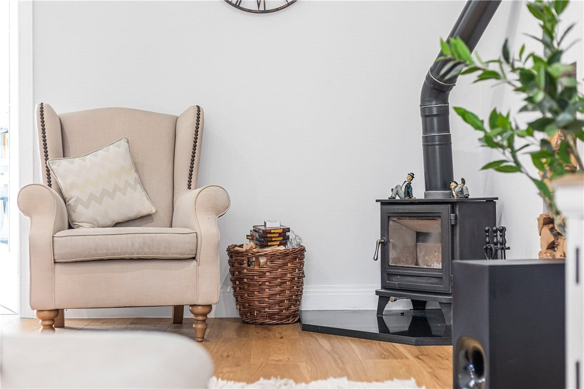 3 bedroom house, Couling Close, Yarnton OX5 - Available