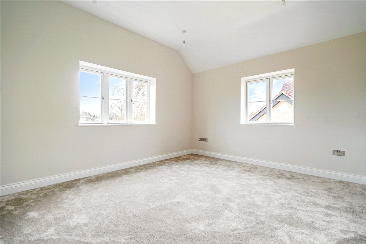 4 bedroom house, Southfields, Weston-on-the-Green OX25 - Sold STC