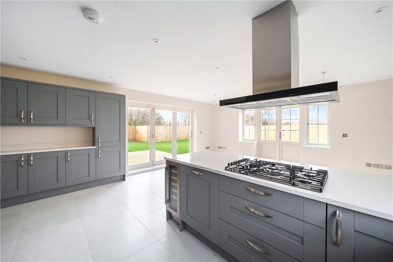 6 bedroom house, Southfields, Weston-on-the-Green OX25 - Sold STC