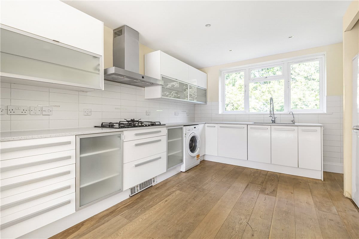 5 bedroom house, Copthall Road West, Ickenham UB10 - Sold STC