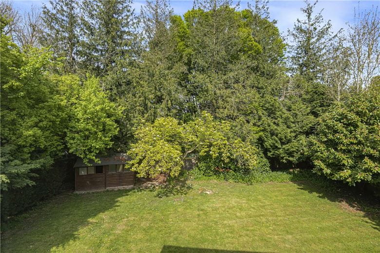 5 bedroom house, Copthall Road West, Ickenham UB10 - Sold STC